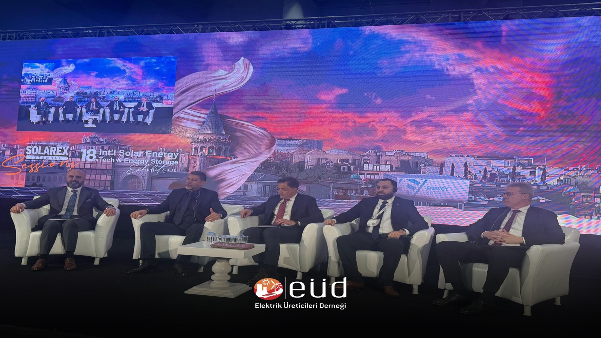 SolarEX İstanbul - “Enerji Piyasalarında Dönüşüm: Jeopolitik Etkiler, Arz Güvenliğinde Güneş ve Depolamanın Rolü” Oturumu